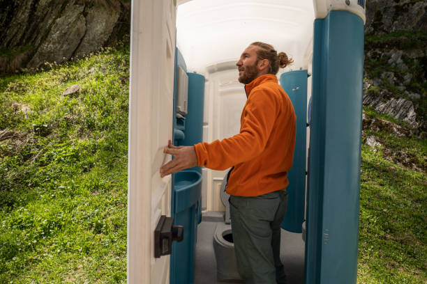 Best Portable bathroom rental  in Andale, KS